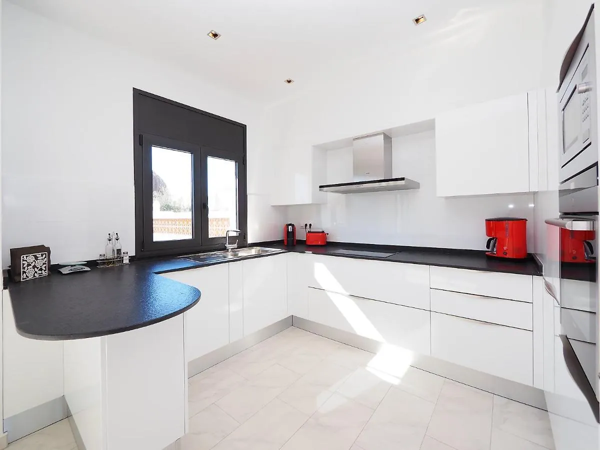 Holiday Home Alberes By Interhome Empuriabrava